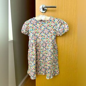 Mini Boden short sleeve cotton floral dress with pockets size 6/7 yrs.